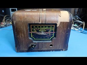Discovering a 1930s AM and Shortwave Tube Radio