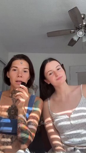 25K views · 77 reactions | YouTube: Soul Flow Vibe Massage Touch Therapy Online Course:  in bio Soul Self-Massage Course:  in bio #massage #healing #touchtherapy #asmr | Touch therapy | Facebook