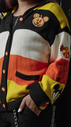 You're in for a real treat. 🎃 The Disney Halloween cardigan has arrived, 🔗 in bio. #hottopic #halloweencardigan #disneyhalloween