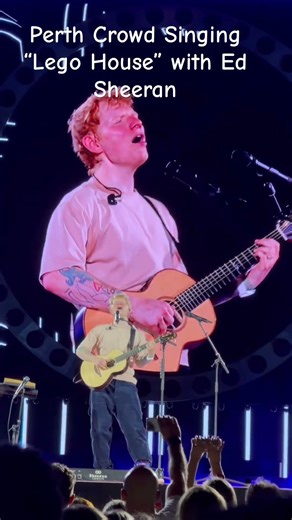 Perth Crowd Singing “Lego House” with Ed Sheeran 🇦🇺 | Loop Tour #Shorts