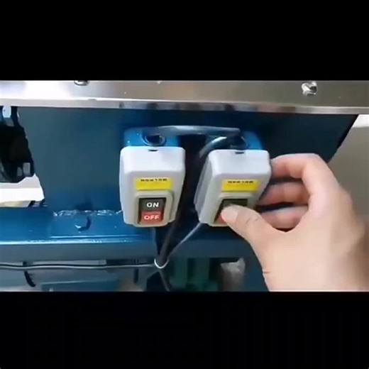 Vaccum Pug Mill Pottery Making Machine Mixer Machine Stirring Ceramic Clay Equipment