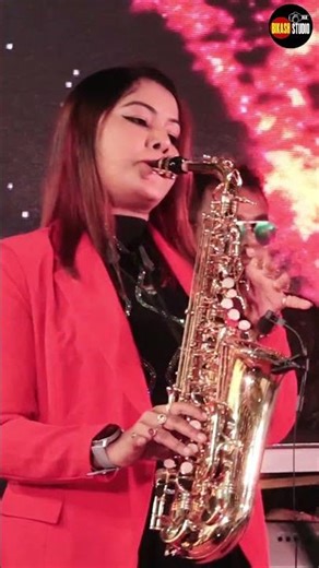 Dhak Dhak Karne Laga ~ Saxophone Cover || Saxophone Queen Lipika || Bikash Studio