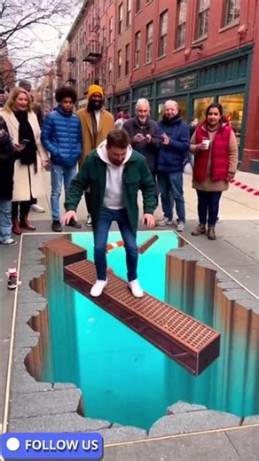 Insane 3D Street Art Prank 😂😀Shocks Everyone!😂😀😂 #3DArt #streetpranks