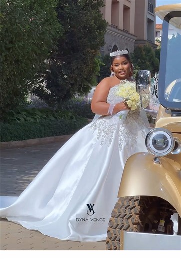 Stunning Dynavence Bride with Crystal Elegance