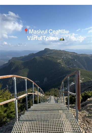 Heaven is not that far when you dare to climb.🏔️🫠🥹 #ceahlaumountain🏔 #ceahlau #descoperaromania #romaniafrumoasa #varfultoaca #toaca #whatisthisplace #thisisheaven #mountains