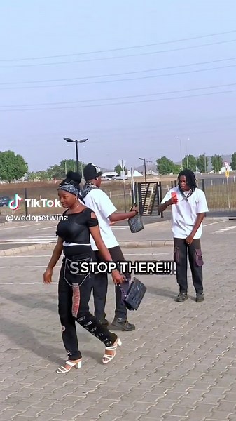 Funny Twin Pranks: Why Was She Acting Weird?