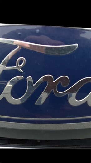 🔥2022 Ford F-450 Lariat 6.7L PowerStroke 4x4 Price: $61,500 • Miles: 116,000 Certified • 1-Owner • Clean CarFax Corporate-owned, fully serviced, and ready to work! Features: • 6.7L PowerStroke Diesel • Gooseneck Prep • Blind-Spot Detection • Navigation • Bluetooth & Apple CarPlay • Backup Camera • Heated & Cooled Seats • Heated Steering Wheel • Power Moonroof • Brand New Tires • 4x4 Financing Options Available — All Credit Types Welcome 🔥 Don’t miss this F-450! Trucks this clean and well-equip