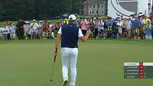 Viktor Hovland makes a statement with 15-foot birdie putt on No. 1 at TOUR Championship