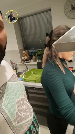 jale mare cu ele#viralro #fyprom #caterinca #joacopasta #romaniinuk #amsimurit #painu? #postezzilnic #paiceaifacutbobita #amuzantperomânește #pamflet