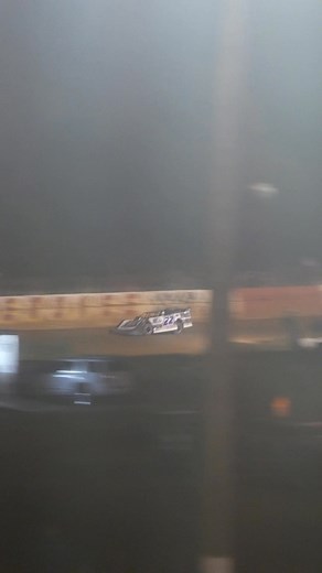Carolina Clash Super Late Model Series slinging it into 3&4 Sunday night. (11/16/2025) #racing #dirttrackracing #latemodel #reel #dirtracing | Dirt N' Speed Media