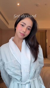 118 reactions | trench coat @mobotw skort @cottonon top @bershka bag @coach heels @bershka | Ladylissa.n | Facebook