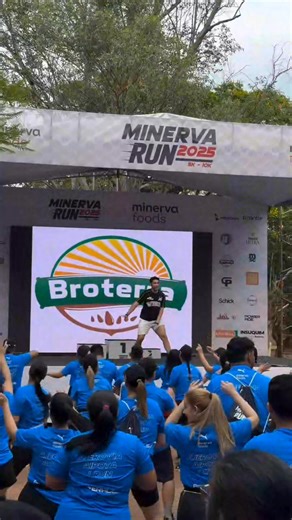 Mirneva RUN 2025 Gracias por confiar en nuestro trabajo 🪄🇵🇾 Seguro de que todos empezamos una mañana muy diferente😍🤩 Hasta la próxima 🫡 #sec #hockey #a2025 #running | Mike Gav Patty Arther