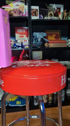 Fans of Fallout 4 and Fallout 76 should recognize this delicious donut mascot! This set was sold on Bethesda Gear Store a couple years back but has since sold out and was discontinued. #Fallout #Thefalloutcollector #slocumsjoe #plush #plushies #fallout4 #fallout76 #bethesda #bethesdagear #falloutcollector #donuts #slocumjoes