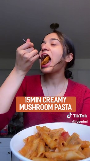 Easy & Creamy Mushroom Pasta