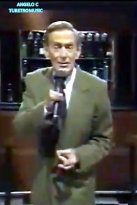 2.1K views · 43 reactions | Celio González - Total - --- - Celio Adán González Ascencio fue un cantante cubano, de boleros conocido en el ambiente musical como "El Satanás de Cuba". Su época más prodigiosa fue con La Sonora Matancera. Nacimiento: 29 de enero de 1924, Camajuaní, Cuba Fallecimiento: 17 de octubre de 2004, Ciudad de México, - su voz nunca Morirá QEPD Desde Venezuela para el mundo Angelo C Turetromusic Recordar es vivir | Angelo C Turetromusic | Facebook