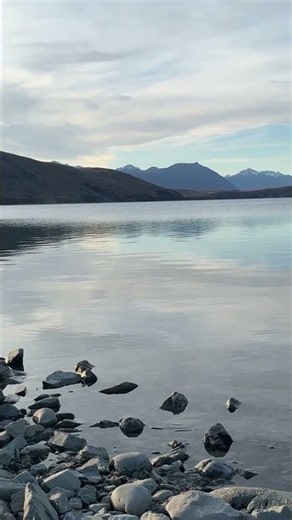 This breathtaking view at Lake Tekapo in New Zealand🏔️#viral #fyp #travel