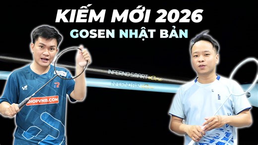 🔥 Quà To Bự từ Lee Chong Tú là đây! Trong video này, Sĩ Phương vô cùng bất ngờ khi được Lee Chong Tú mang tới 2 siêu phẩm vợt cầu lông Gosen Inferno mới nhất năm 2026 đến từ Nhật Bản: 👉 Vợt cầu lông Gosen Inferno Smart Core (Chocolate) 👉 Vợt cầu lông Gosen Inferno Air Core (Xanh Pastel) Cả hai cây vợt đều sở hữu công nghệ lõi Plus Core độc quyền của Gosen, giúp tăng độ ổn định khi tiếp xúc cầu, giảm rung lắc tối đa, mang lại cảm giác đánh mượt – trơn tru – chắc tay ngay từ những pha chạm đầu 