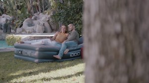 iDOO Air Mattress Full with Built in Pump, 18" Raised Comfort Blow up Mattress, Inflatable Mattress for Guests & Home, Air Bed, colchon inflable, Upgraded Four Chamber Technical Airbed