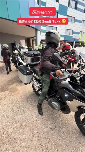 Exploring the BMW GS 1250: A Biker's Dream Machine