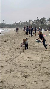 Pro skimboarder takes over the beach!
