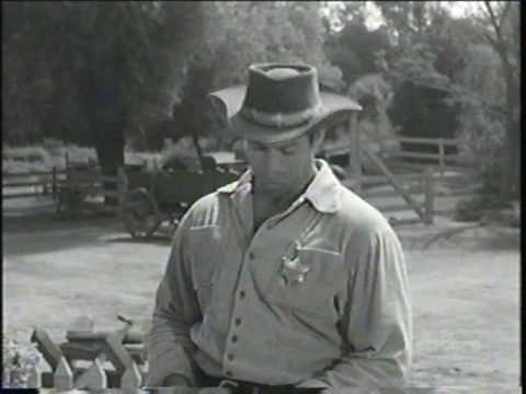 Clint Walker and Leo Gordon