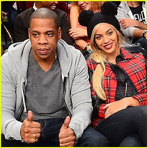 Beyonce & Jay Z: Brooklyn Nets Game with Super Bowl Champion Russell Wilson!