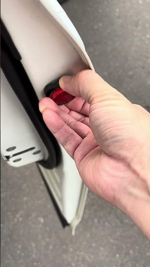 意外と簡単に取れて良かった（電池交換）
