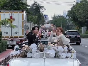 zeenunew💙🧡婚礼跟拍即视感拉满，像极了故事的最后，有情人终成眷属，带着幸福笑容奔向属于他们的未来💒