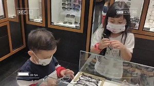 Children are interacting with digital devices at young age whether for leisure or online classes. Parents, let’s play our part in protecting their eyes anytime, anywhere! We are having a promotion for kids aged 12 and below. Get a frame with Plano blue coat lens* at RM99* only! This promotion is valid until 31st March 2022. Bring your kids to any Focus Point outlets and find out more about this promotion! #FocusPointMY #BlueLightGlasses #ChildrenEyeCare | Focus Point Vision Care Group