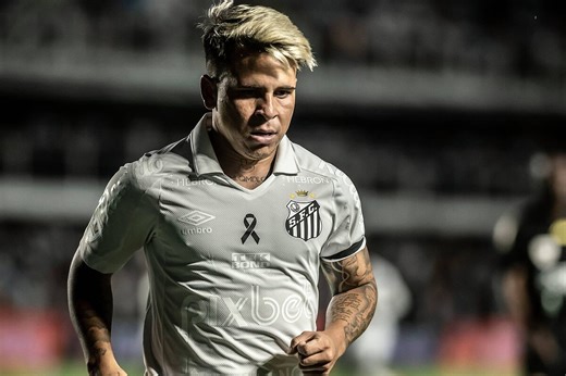 Yeferson Soteldo vuelve a regarla en el Santos igual que hizo en Tigres