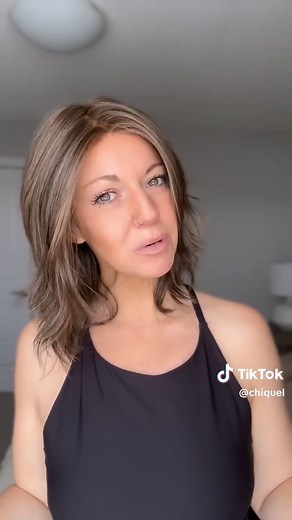 🛑Make sure you save this for reference later!🛑 Finding the right wig for you is so hard in the beginning. There is so much to know before you make a purchase. And if you add the whole idea of purchasing online, well that just makes things even trickier. ⭐️Doing as much research and asking as many questions as you can will be the best thing you can do. ⭐️Follow a ton of influencers who you can trust to give you real, accurate, and knowledgeable information. ⭐️Watch a lot of YouTube reviews so y