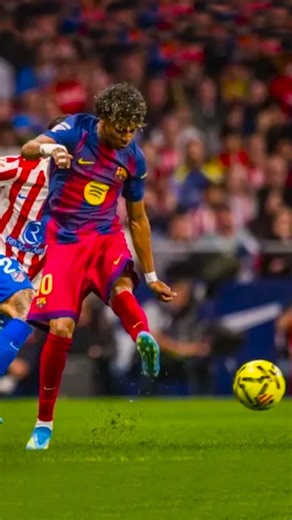 Lamine Yamal Trivela pass ⚽