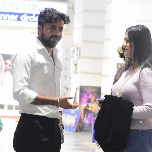 Kafi time mili purani friend flirting prank | Somesh Brijwasi Pranks