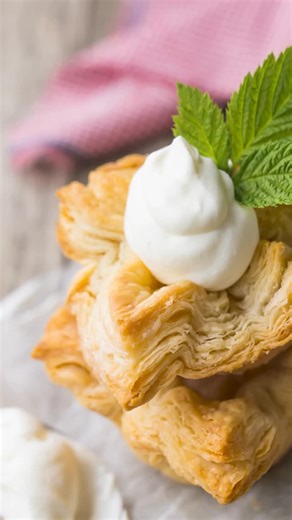 Allie | Try my easy shortcut for homemade puff pastry! Perfect for all those holiday cocktail party apps! No muss, no fuss, made in minutes, and... | Instagram