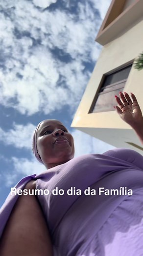 Dia de família. Dia de estar juntos, de partilhar sorrisos, histórias e momentos que ficam no coração. Entre abraços, conversas e boa energia, vivemos mais um dia cheio de significado. Que Allah nos conceda muitos outros momentos assim, com saúde, união e paz. Alhamdulillah por mais um dia em família.