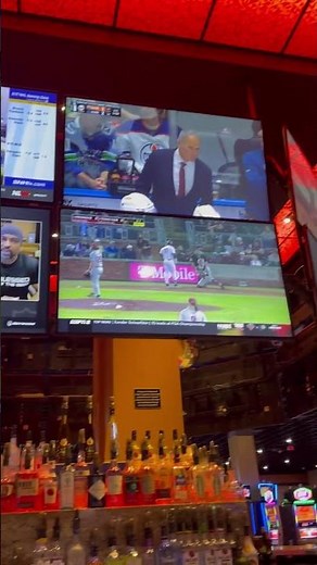 At Erie, Pa Presque Isle Downs and Casino main bar on the main floor #casino #bar #like #slots