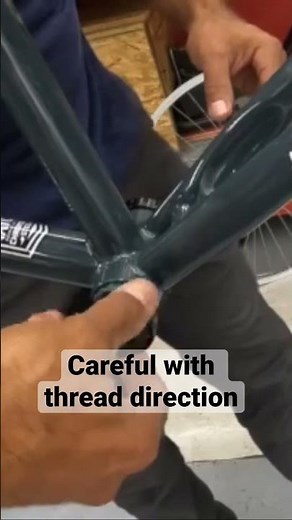 Thread direction for bottom brackets. #shorts