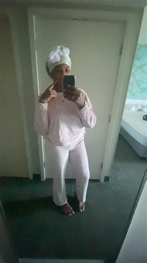 hnic.rene (@hnic.rene)’s videos with original sound - 𝓜. 🎀