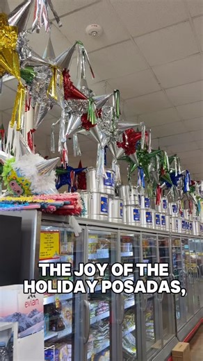 🎊🎄 ¡La Navidad se vive con piñatas! 🎄🎊 En La Azteca Meat Market tenemos las piñatas más bonitas y al mejor precio para que tus celebraciones navideñas sean inolvidables 🎁✨ 🎅🎈 Colores, diseños y tamaños para toda la familia 💰 Precios increíbles 🎉 Diversión asegurada para chicos y grandes 👉 ¿Qué esperas para venir por la tuya? 🎄🎁 ¡Te esperamos en La Azteca Meat Market, el supermercado de tu familia! ✨🎊🪅🎅🎄 | La Azteca Meat Market