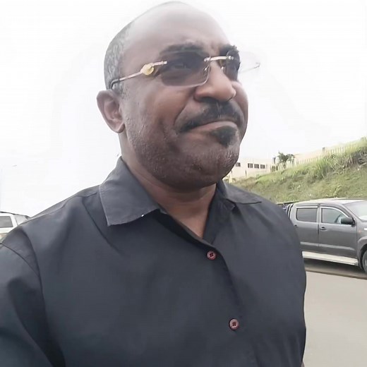 AKOMAMBATOROÏDES... Affaire Thiam le macheté : on pousse ,où on bat en retrait ? Enfin,on verra..., 🤣 | Alain Gauthier Mvomo
