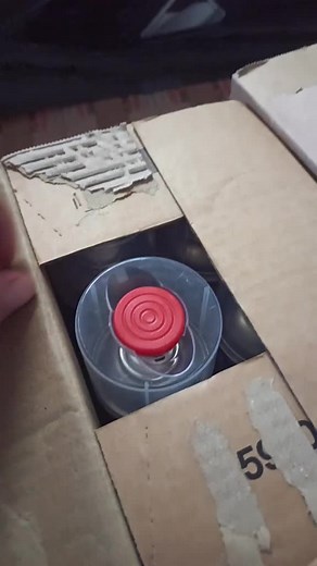 Exploring the Features of SPRAY MAX 2K Spray Paint