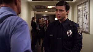 Pretty Little Liars: Season 1 Episode 19 A Person of Interest