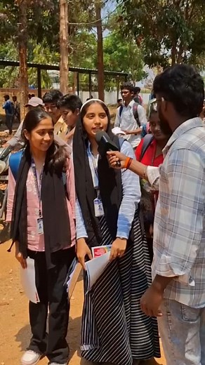 4.6M views · 5.9K reactions | K R Pete Joiner School SSLC students Reaction Part 1  #kannadacomedy #karnataka #kannadatrolls #kannada #kannadasongs #kannadamemes #sandalwood #kannadaactress #kannadamusically #kannadacinema #bangalore #kannadiga #ajaykrepete | Ajay Krpete | Facebook