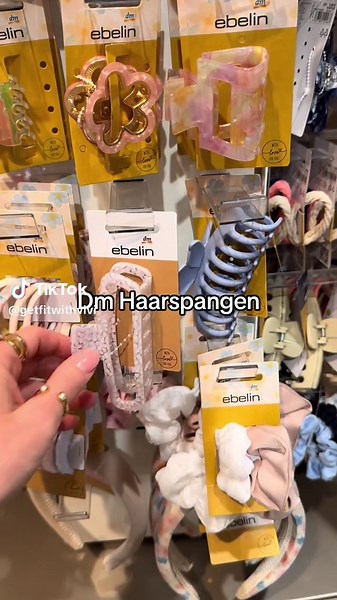 Schöne Haarspangen Trends bei DM