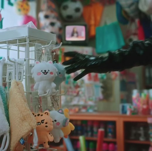 Le Sserafim Crazy English Version Music Video