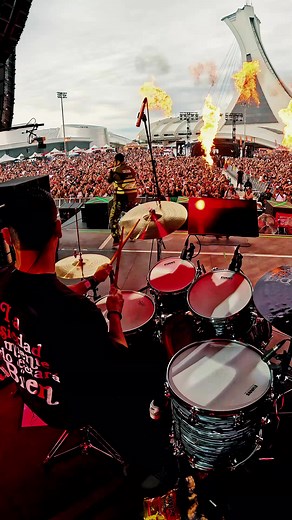 J Álvarez: Disfruta de 'Junto Al Amanecer' en Vivo