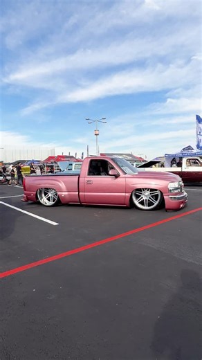 334 reactions · 5 comments | Quadrasteer setups are lowkey my favorite, especially with a bubble eye ‍ @la_pinkyshitt sitting mean and clean  #streettrucks #droppedtrucks #truckinaround #baggedtrucks #singlecab #baggedlife #baggeddaily | Victor Lopez Visual Design | Facebook