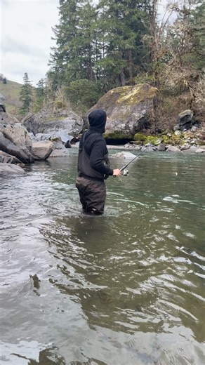 Jason & Suzy Zick on Instagram: "You can tell the moment he realizes he’s the only serious one in this relationship 😝 🎥 🤨 🎣 #steelhead #troutfishing #fishing #outdoorcouple #whatgetsyououtdoors"