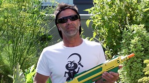 Bug-A-Salt Lawn & Garden 2.0 - Little more fun! Little more power! Little more load! Check us out at www.bugasalt.com | Bug-A-Salt