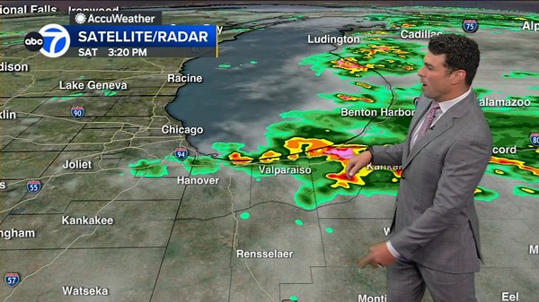 Chicago weather: Chance of isolated storms, flooding remains Saturday evening